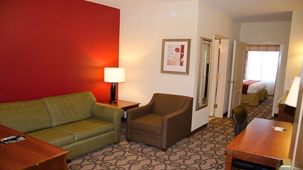 Holiday Inn Express Hotel & Suites Lagrange I-85 By Ihg LaGrange Exterior foto