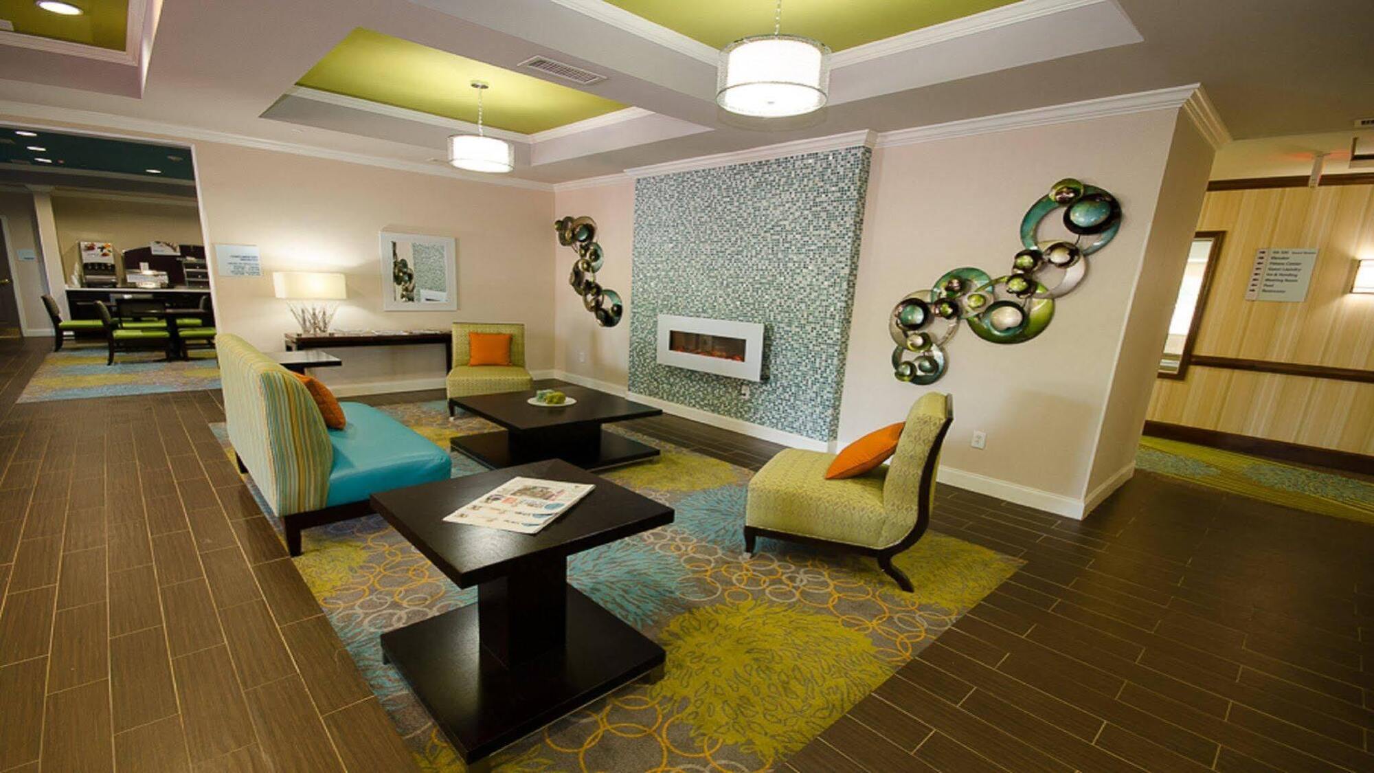 Holiday Inn Express Hotel & Suites Lagrange I-85 By Ihg LaGrange Exterior foto